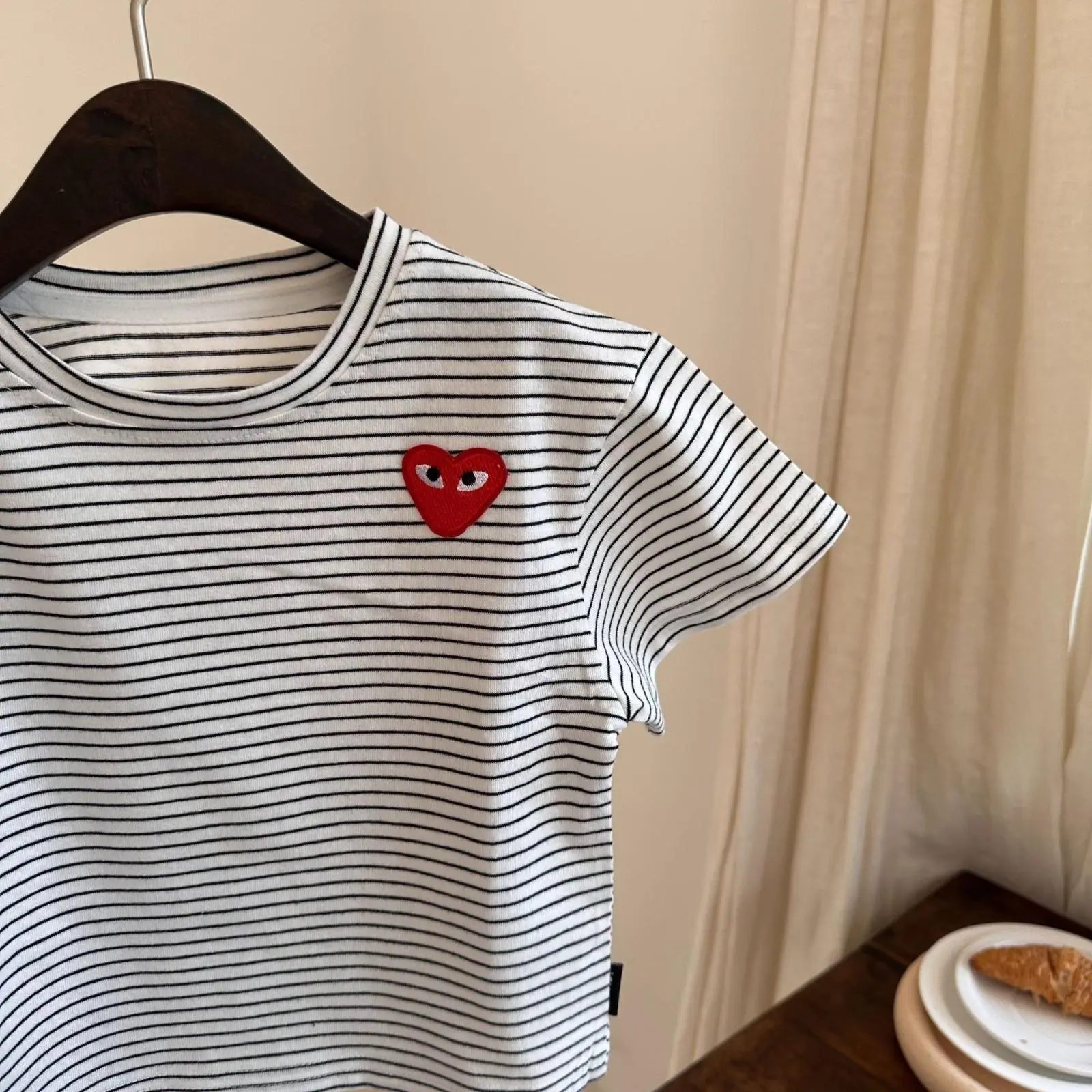 【80-130cm】今季大注目 シンプル 可愛い 合わせやすい 着心地良い 人気 Tシャツ