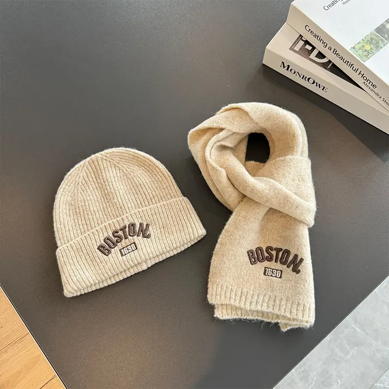 二点セット 質感のいい 刺繍 暖かい 合わせやすい ファッション 男の子 女の子 ニット帽子＋マフラー