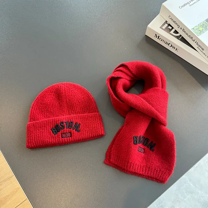 二点セット 質感のいい 刺繍 暖かい 合わせやすい ファッション 男の子 女の子 ニット帽子＋マフラー