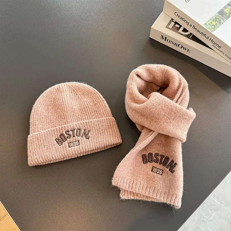 二点セット 質感のいい 刺繍 暖かい 合わせやすい ファッション 男の子 女の子 ニット帽子＋マフラー