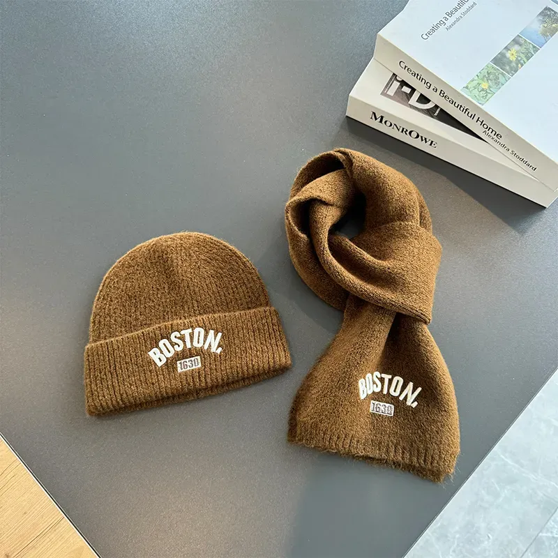 二点セット 質感のいい 刺繍 暖かい 合わせやすい ファッション 男の子 女の子 ニット帽子＋マフラー