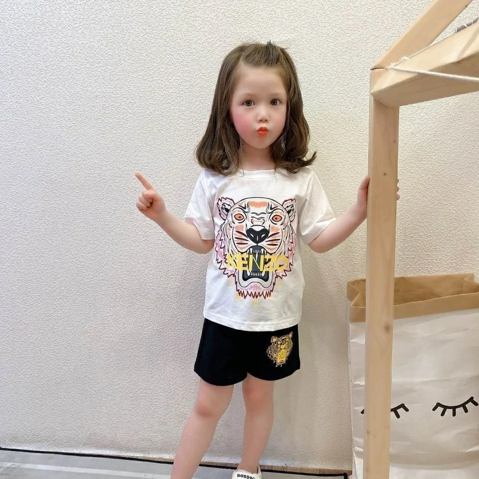 【90-160cm】二点セット カジュアル 着心地良い トレンド 半袖 Tシャツ+ショートパンツ セットアップ
