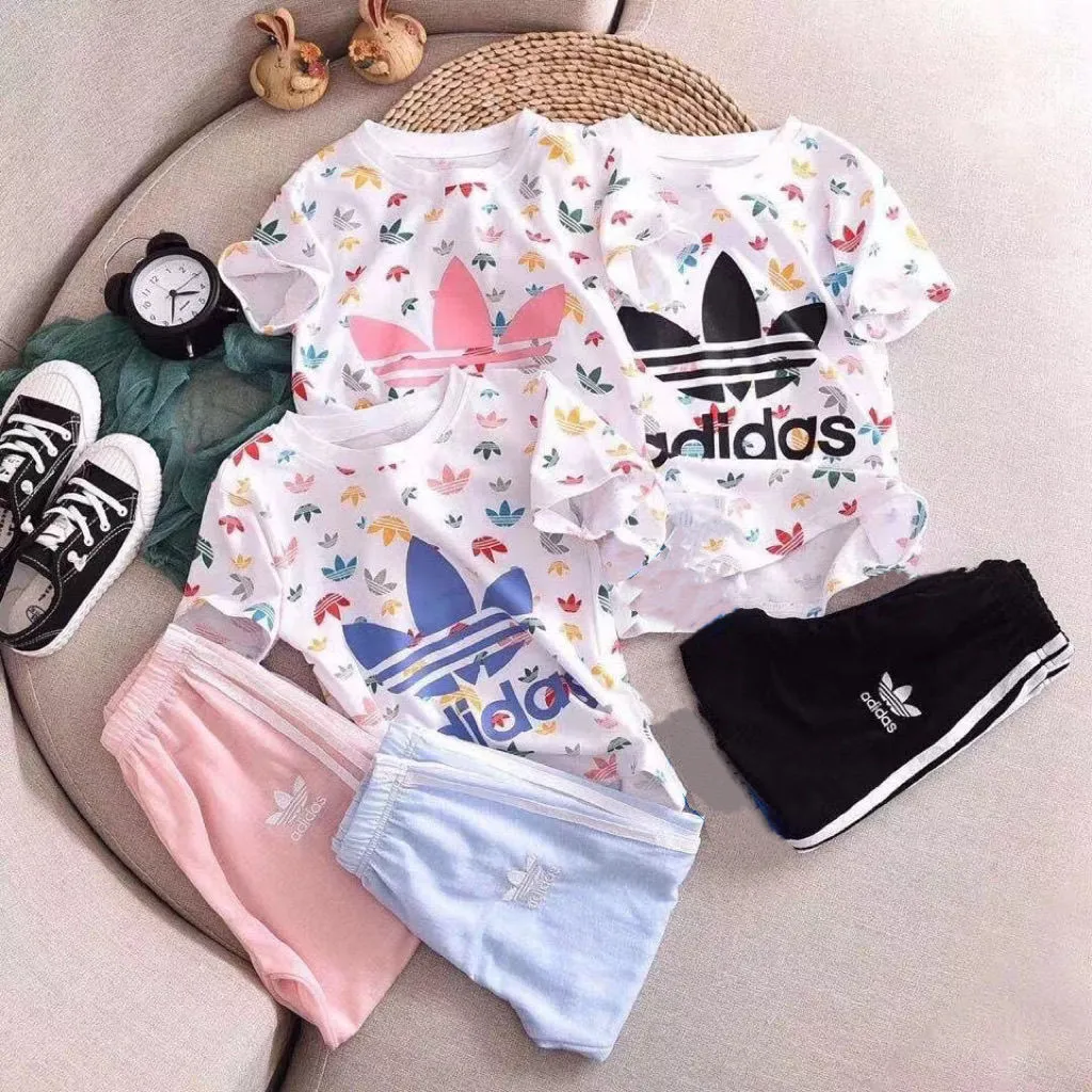 【100-160cm】二点セット 絶対後悔しない 爆売れ中 プリント 半袖 Ｔシャツ＋ショートパンツ セット