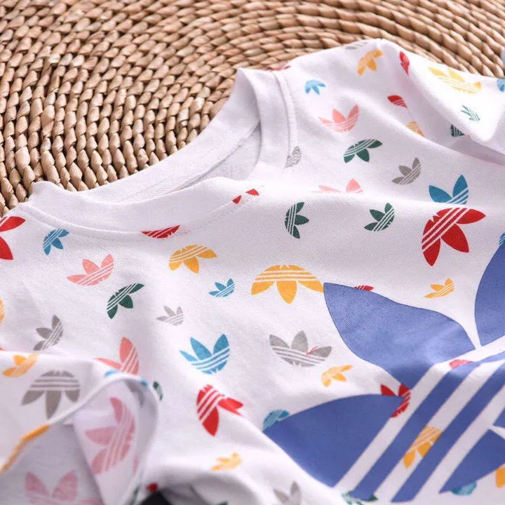 【100-160cm】二点セット 絶対後悔しない 爆売れ中 プリント 半袖 Ｔシャツ＋ショートパンツ セット