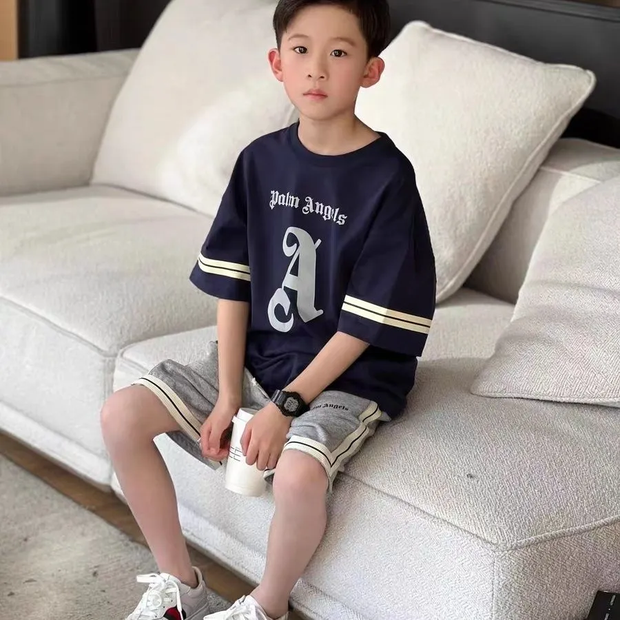 【120-170cm】着回し力抜群 スタイリッシュ デイリーにぴったり 快適 男の子 半袖 Ｔシャツ