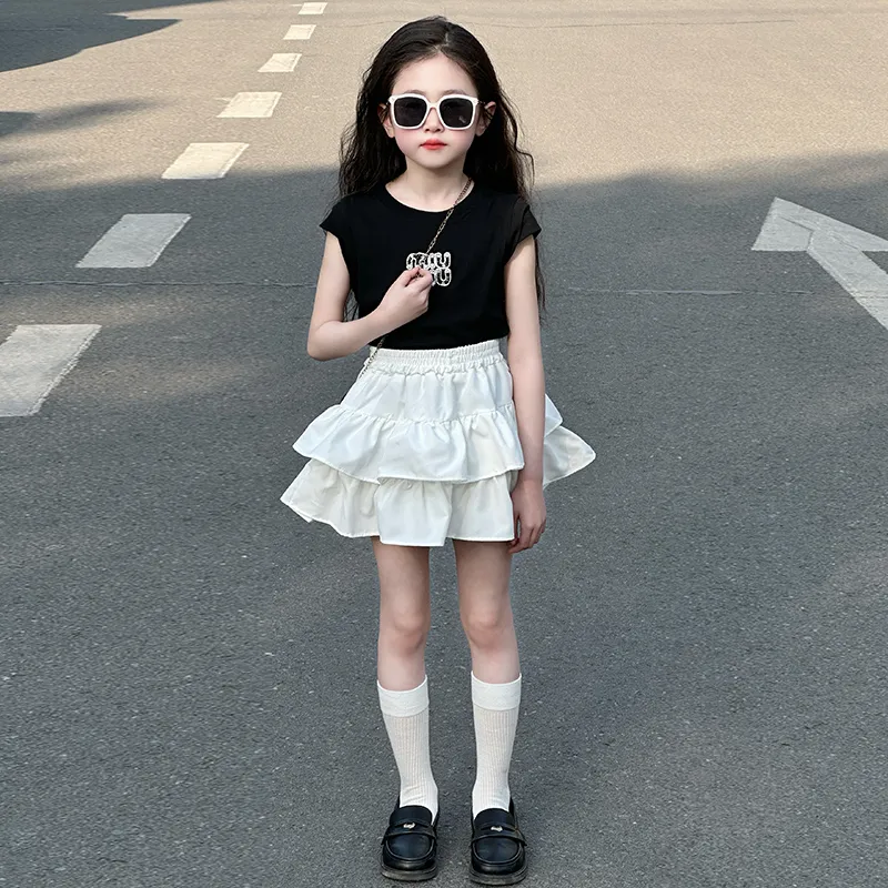【120-170cm】二点セット 単品注文OK お気に入り おしゃれ スウィート 女の子 Ｔシャツ＋スカート セットアップ