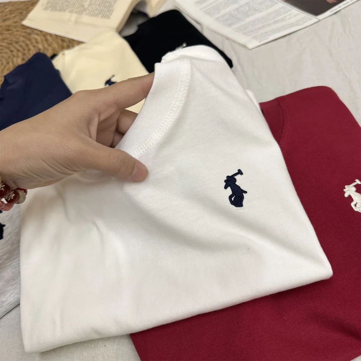 【90-170cm+親サイズ】人気爆発中 大活躍 刺繍 シンプル 合わせやすい 半袖 Ｔシャツ