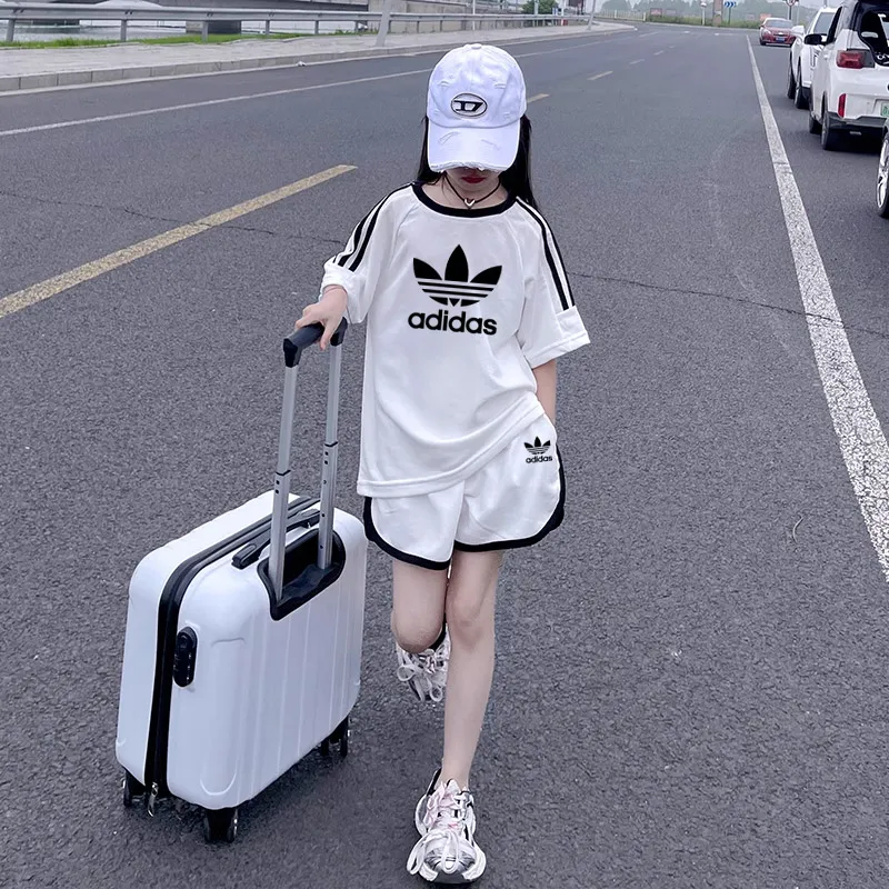 【90-160cm】二点セット デザイン満点 大注目 カジュアル 合わせやすい 女の子 半袖 Ｔシャツ＋ショートパンツ セットアップ
