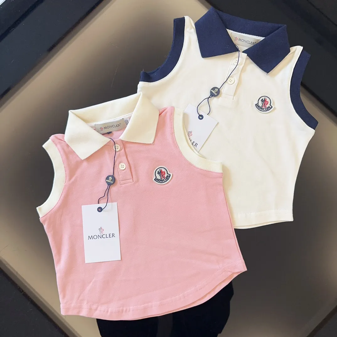 【90-140cm】二点セット お気に入り カジュアル 快適　POLOネック タンクトップ＋ショートパンツ セットアップ