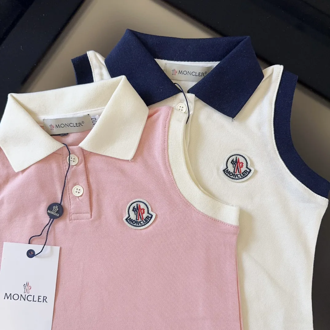 【90-140cm】二点セット お気に入り カジュアル 快適　POLOネック タンクトップ＋ショートパンツ セットアップ