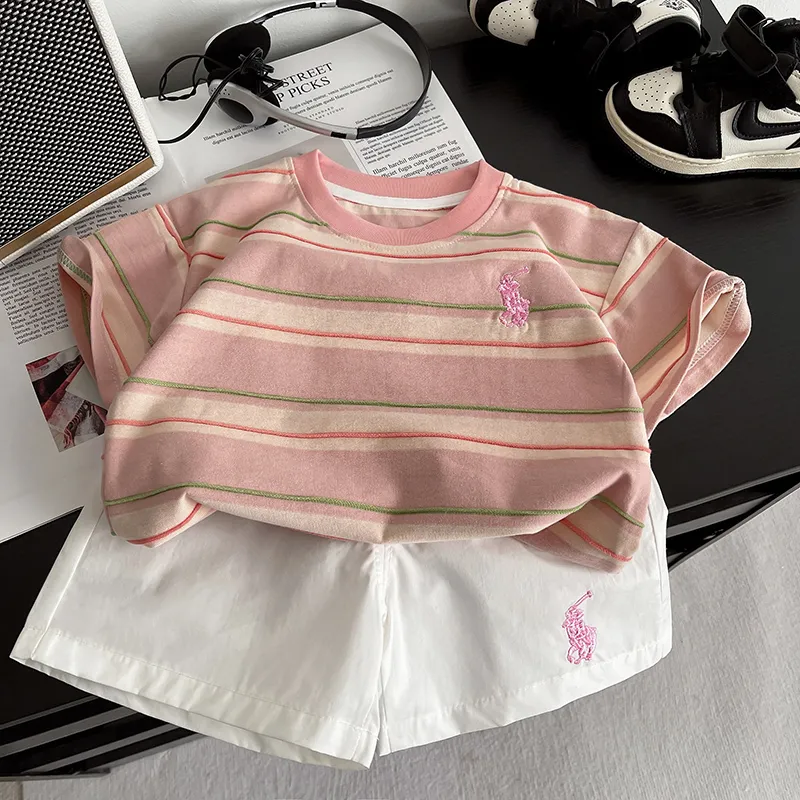 【80-120cm】二点セット トレンド感満点 カジュアル 快適 着やすい 半袖Ｔシャツ＋ショートパンツ セットアップ