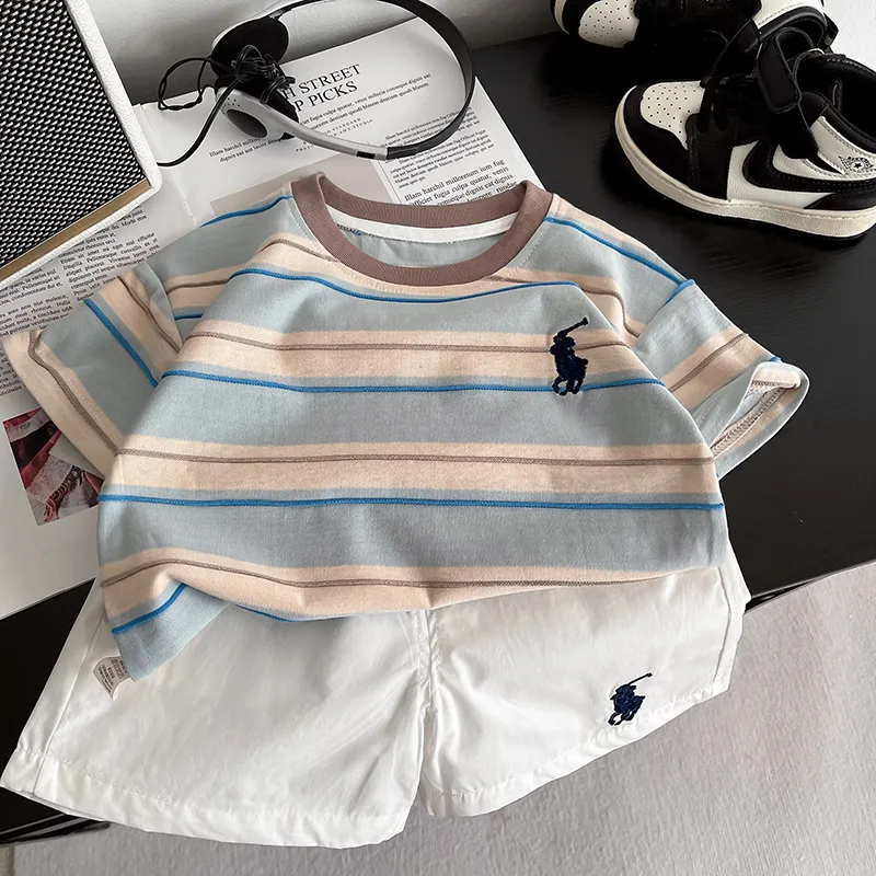 【80-120cm】二点セット トレンド感満点 カジュアル 快適 着やすい 半袖Ｔシャツ＋ショートパンツ セットアップ