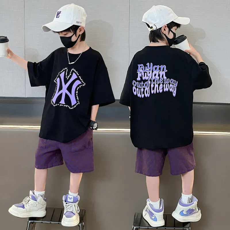 【120-170cm】二点セット 元気いっぱい スタイリッシュ お出かけに 半袖Ｔシャツ＋ショートパンツ セットアップ