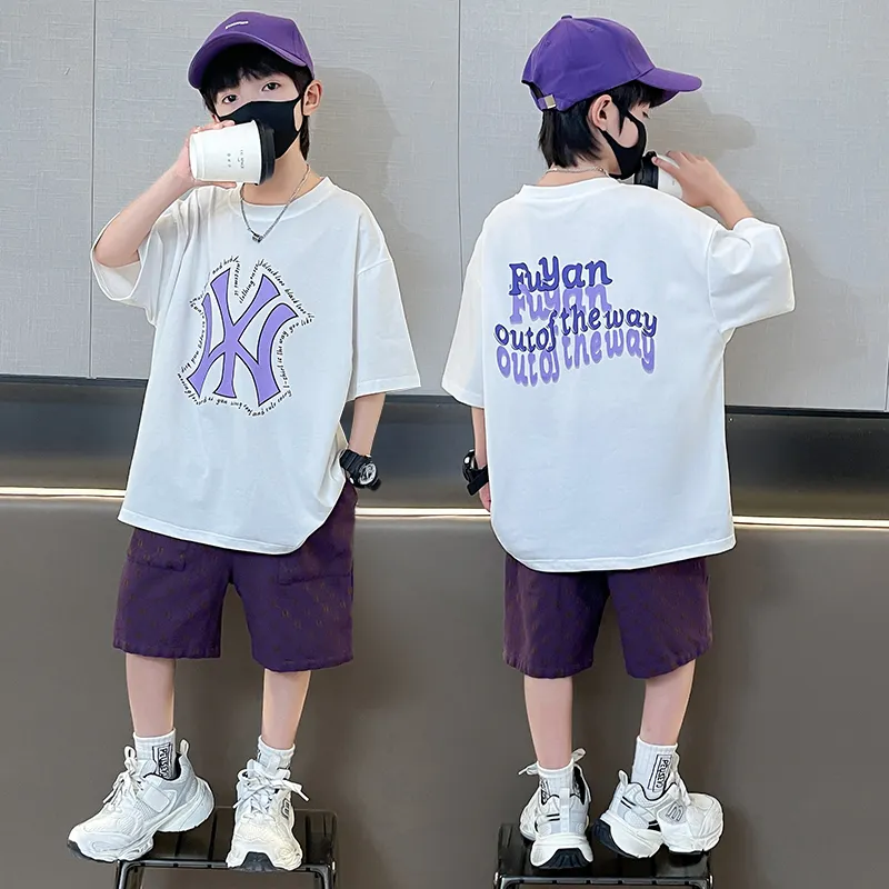 【120-170cm】二点セット 元気いっぱい スタイリッシュ お出かけに 半袖Ｔシャツ＋ショートパンツ セットアップ