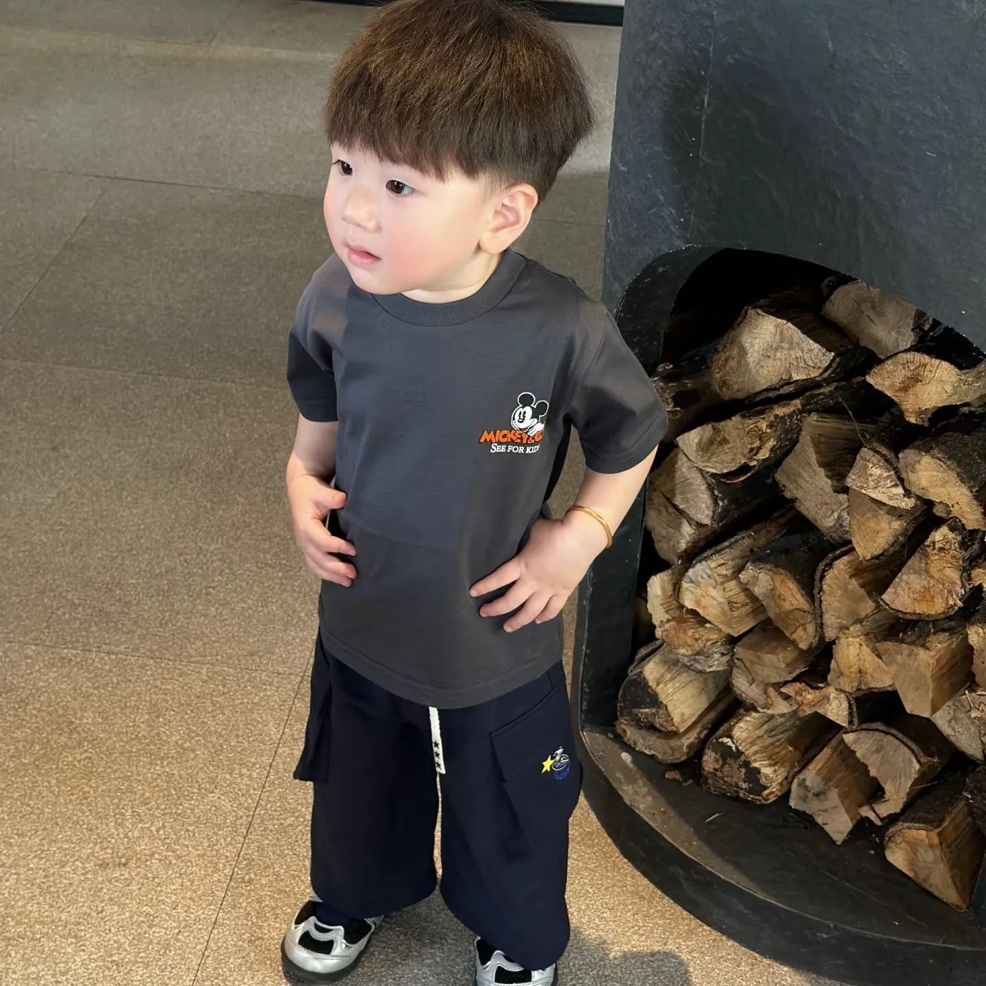 【90-160cm】人気上昇中 爆売れ中 トレンド  カジュアル  着せやすい 男の子 半袖 Ｔシャツ