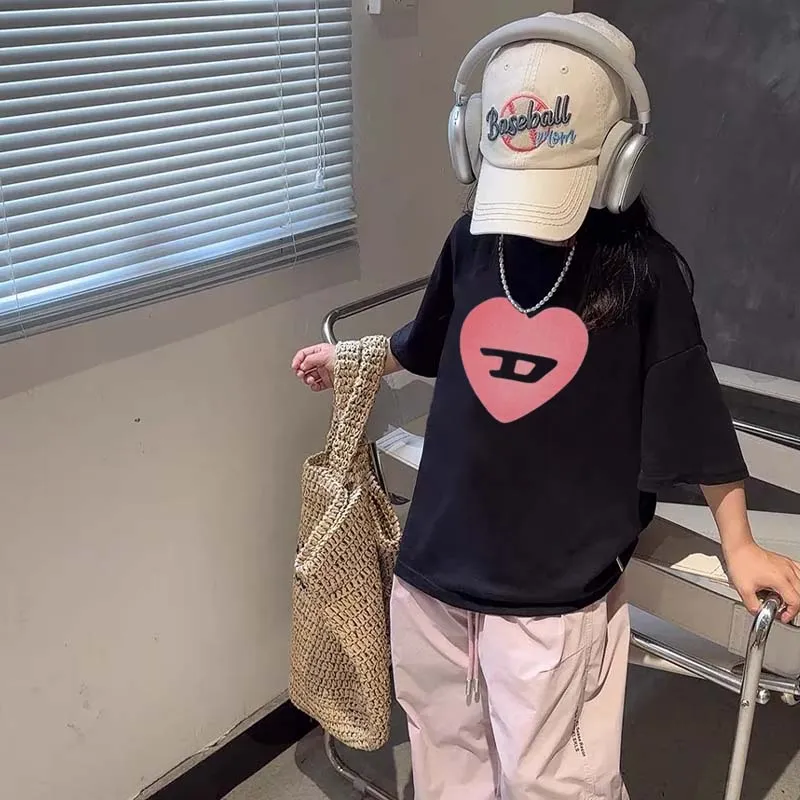 【90-160cm】毎日着たくなる 爆売れ中 心柄 トレンド  着やすい 女の子 半袖 Ｔシャツ