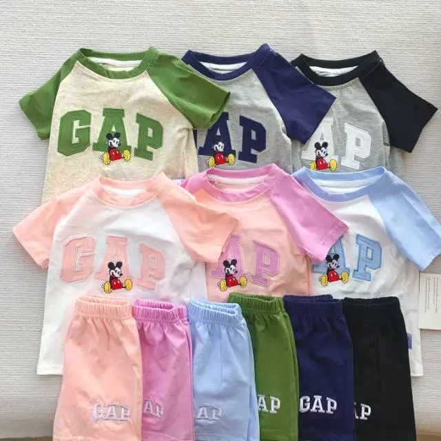 【💥在庫わずか】【80-120cm】二点セット 爆売れ中 お得すぎる カジュアル 半袖Ｔシャツ+ショートパンツ セットアップ