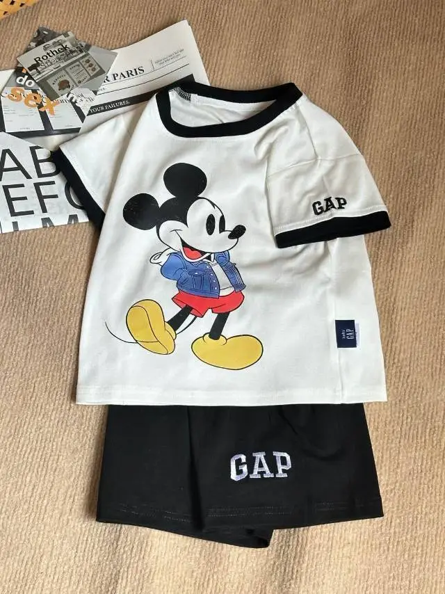 【💥在庫わずか】【80-130cm】二点セット 夏にぴったり 爆売れ中 カジュアル 半袖Ｔシャツ+ショートパンツ セットアップ