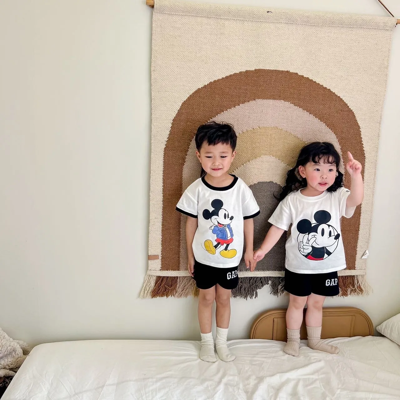 【💥在庫わずか】【80-130cm】二点セット 夏にぴったり 爆売れ中 カジュアル 半袖Ｔシャツ+ショートパンツ セットアップ