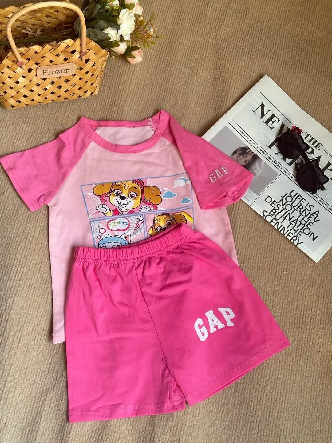 【💥在庫わずか】【80-130cm】二点セット 夏にぴったり 爆売れ中 カジュアル 半袖Ｔシャツ+ショートパンツ セットアップ